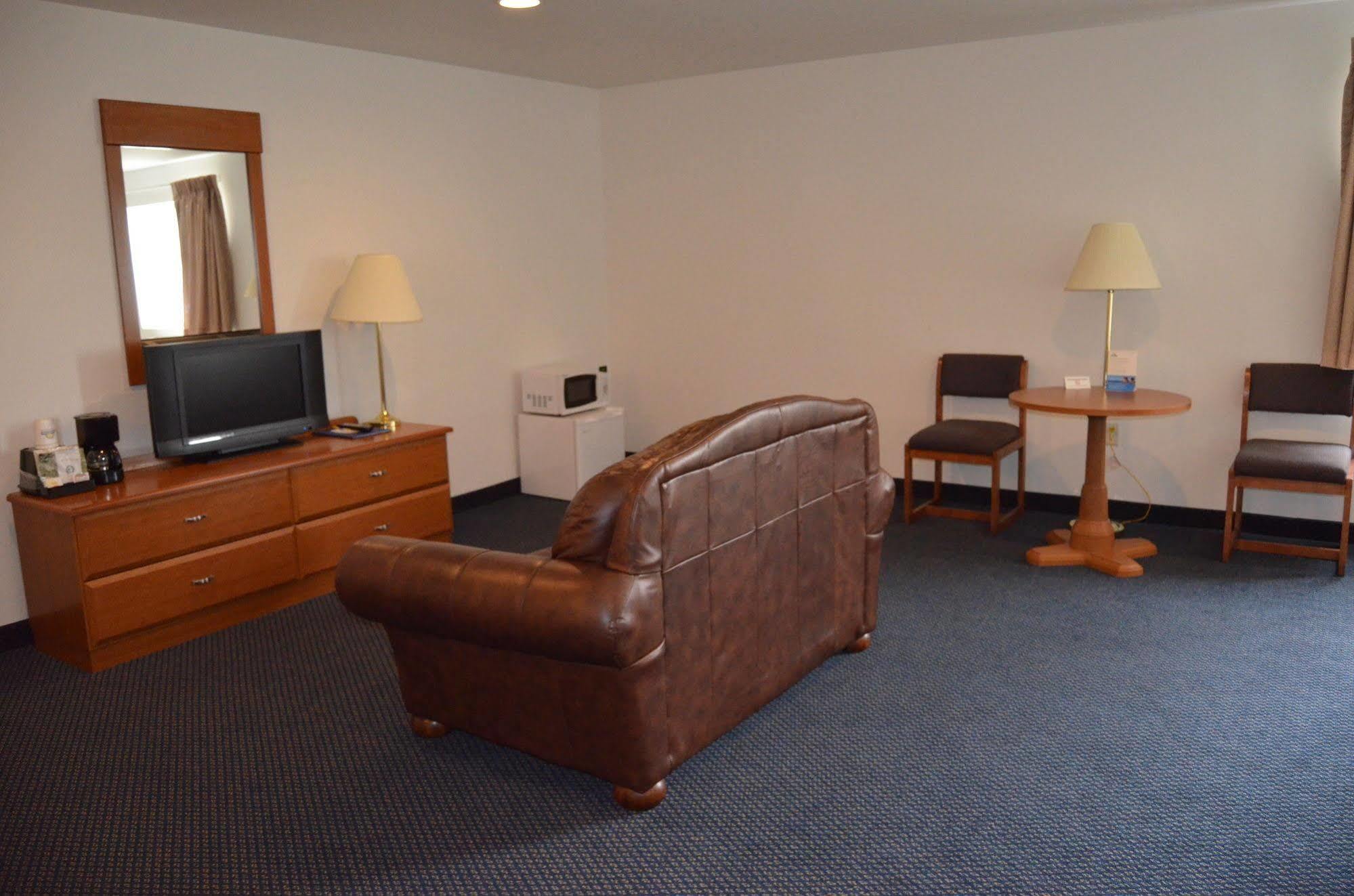 Econo Lodge Rice Lake Εξωτερικό φωτογραφία