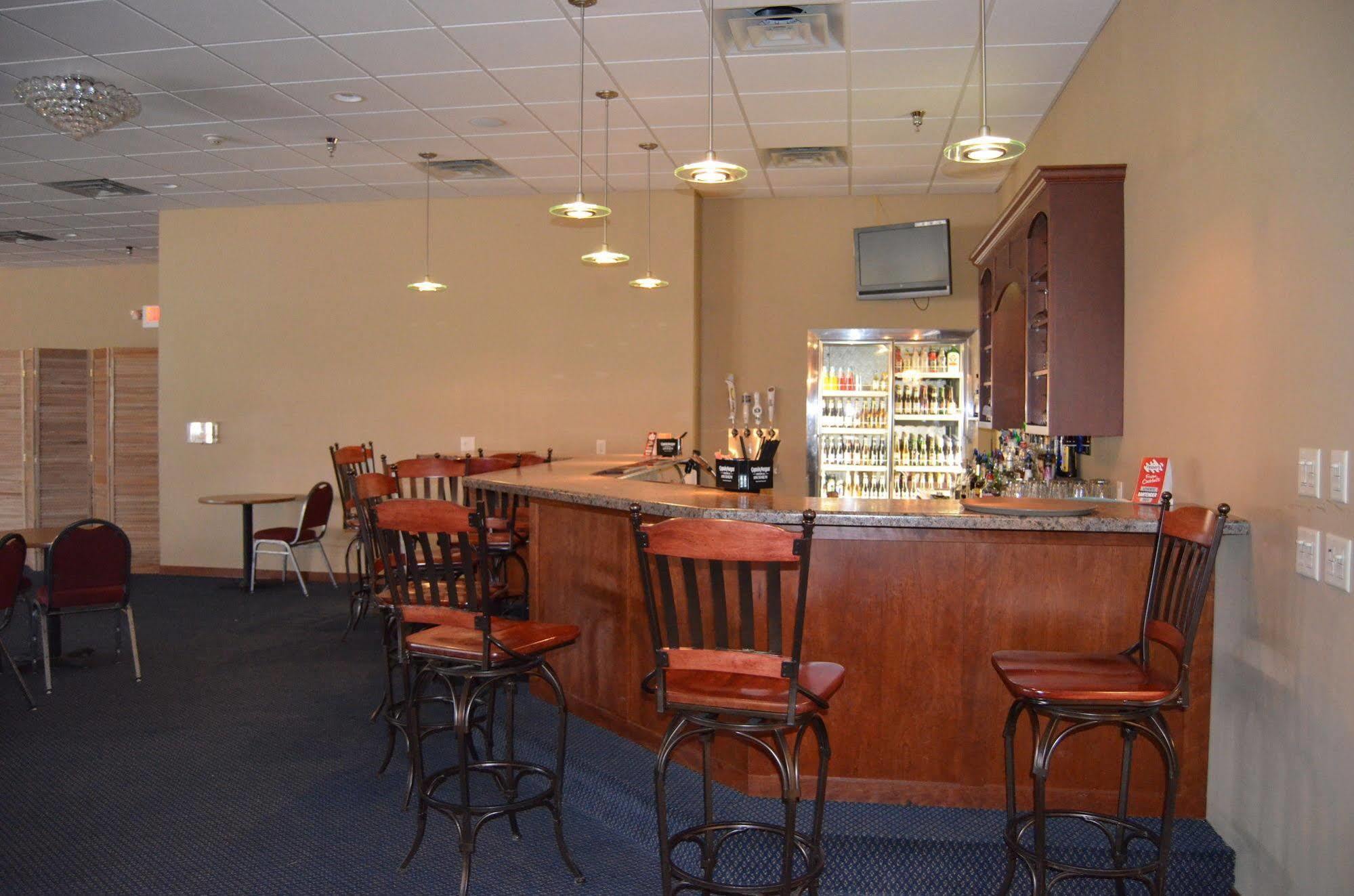 Econo Lodge Rice Lake Εξωτερικό φωτογραφία
