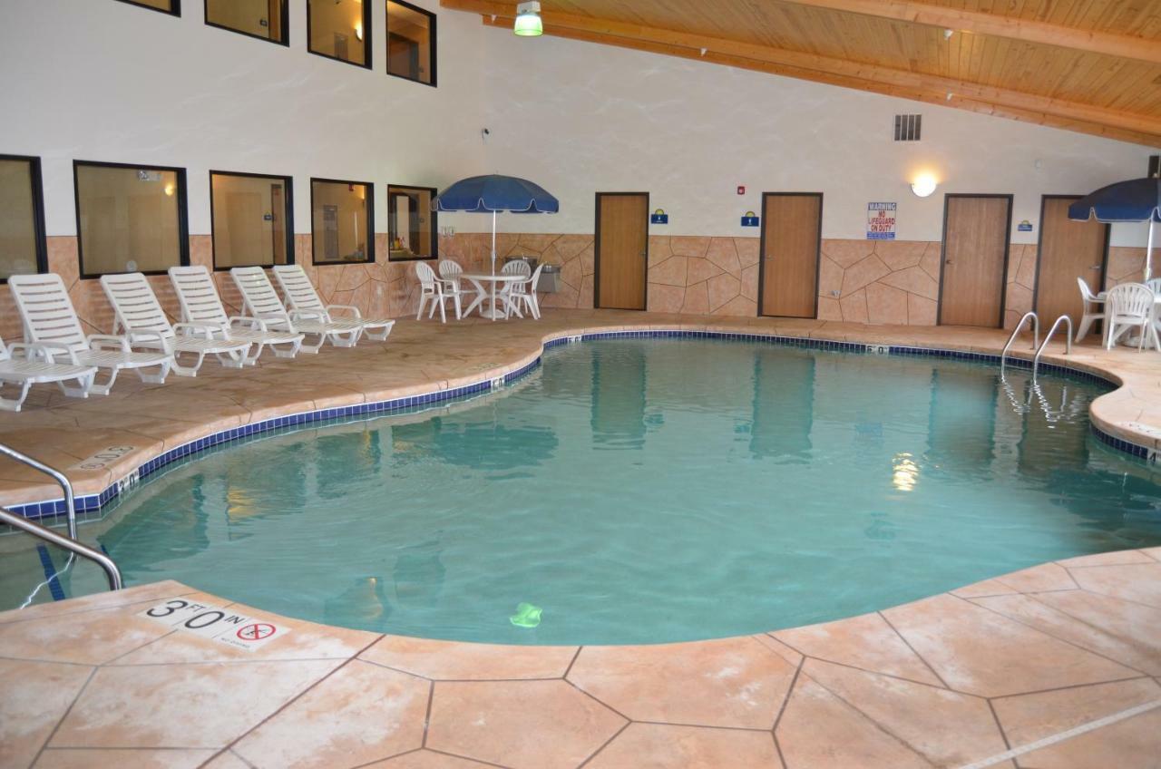 Econo Lodge Rice Lake Εξωτερικό φωτογραφία